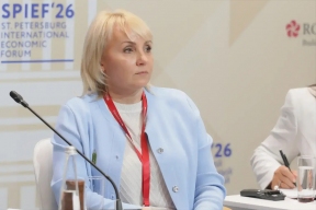 «У вас появились новые родители»: губернатор ЕАО и чиновники стали крестными для 14 детей, чьи отцы погибли в зоне СВО