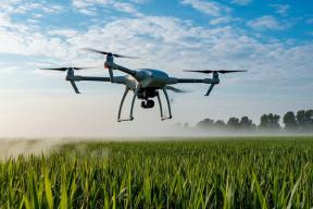 Дроны идут на сближение: агробеспилотникам разрешили подлетать к деревням на 700 метров, чтобы накормить страну