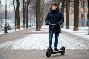 Жителям Йошкар-Олы напомнили о запрете самокатов и велосипедов на набережной