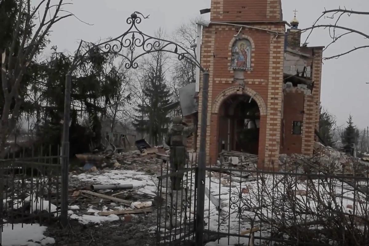 Украинские военные сожгли храм на Курщине