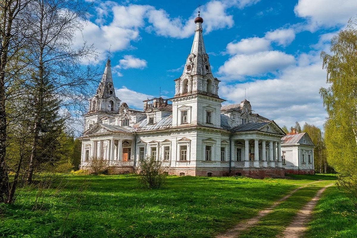 Россияне обновили рекорд: внутренний турпоток превысил допандемийный уровень и приближается к 100 млн поездок