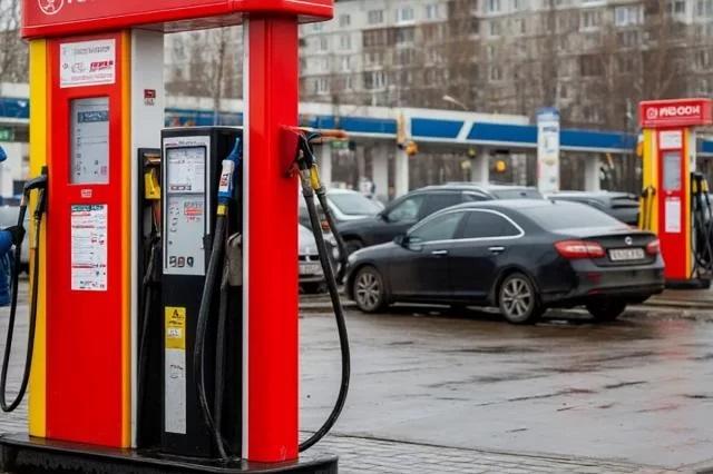В Чувашии резко выросла стоимость бензина марок АИ-92 и АИ-95