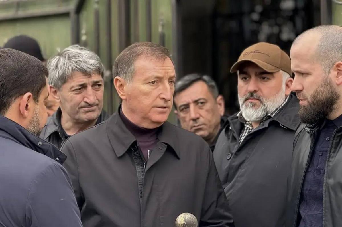 Председатель Народного Собрания Дагестана Заур Аскендеров ознакомился с ситуацией в селах Нижний Джалган и Верхний Митаги