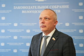 Спикер Заксобрания Роман Заварин: Благодаря инициативе вологодских парламентариев из федерального закона исключили устаревший термин в отношении детей-сирот