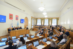 Игорь Мартынов подвел итоги работы регионального парламента за второе полугодие 2025 года