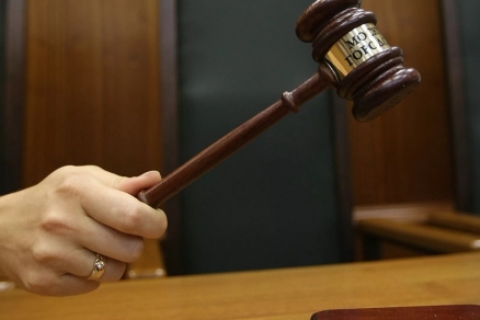 Житель Алтайского края получил обязательные работы за обжог дочери горячей водой