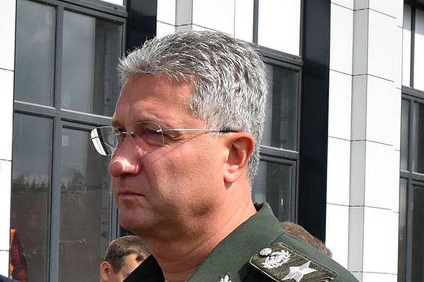 От усадьбы за миллиард до штурмовика: как экс-замминистра обороны Иванов через суд пробивается на передовую