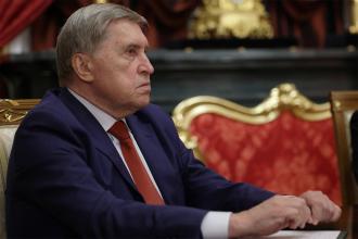 Ушаков назвал условие для переговоров по Украине: всё решит обстановка на поле боя, а не календарь