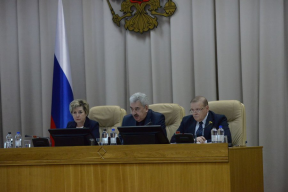 Спикер Леонид Черкесов: В 2025 году Госсовет Чувашии принял почти 100 законов и расширил поддержку участников СВО