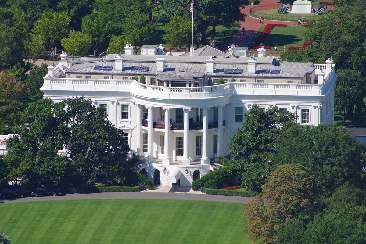 Белый дом обладает технологиями, которые могут менять пространство и время