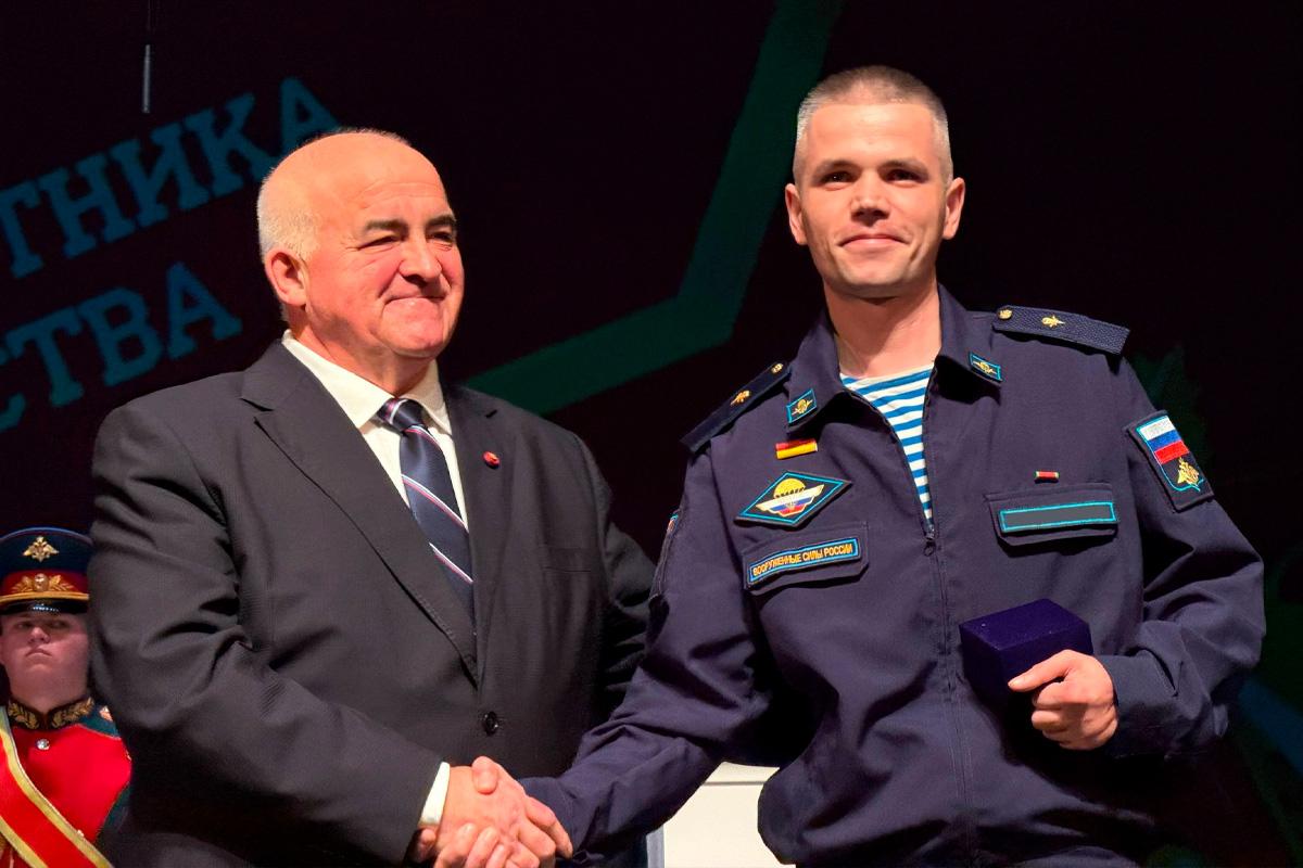 Губернатор Сергей Ситников поблагодарил жителей Костромской области за заботу и внимание к защитникам Отечества и их семьям