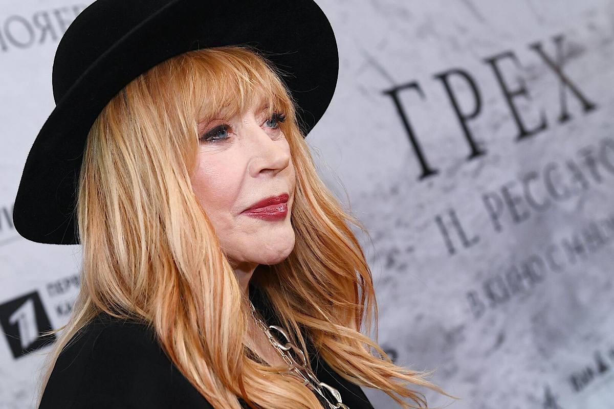 Пугачева с размахом отметила Пасху: роскошный банкет в кругу семьи и друзей