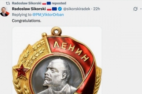 Сикорский отреагировал на пост Орбана об активах РФ изображением ордена Ленина