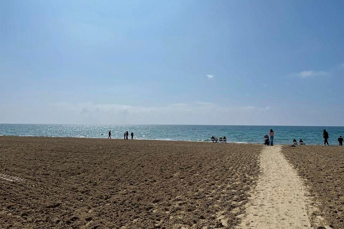 Эксперимент по отсыпке песка на тестовом участке в селе Витязево в Анапе масштабируют на других территориях