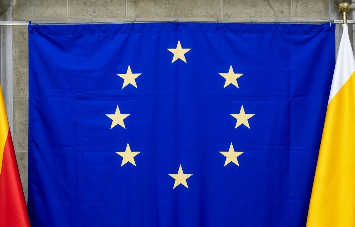 Картайзер: ЕС может изменить политику по отношению к РФ при падении экономики