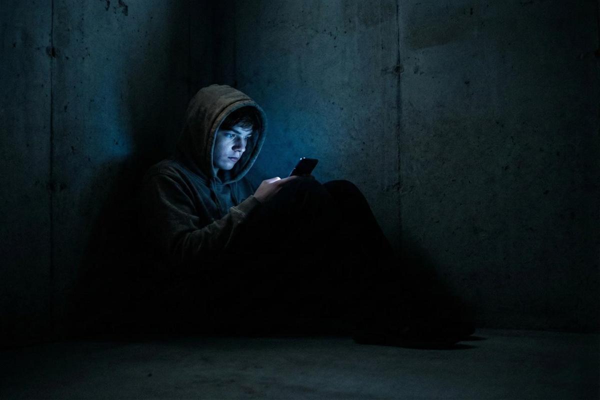 В Башкирии выявили десятки подростков, связанных с деструктивными движениями