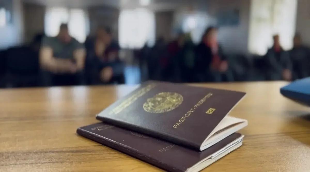 Фиктивная прописка двух таджикистанцев обошлась жителю Бурятии в 100 тысяч штрафа