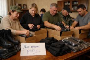 С начала года Якутия отправила участникам СВО 114 единиц техники и около 193 тонн грузов
