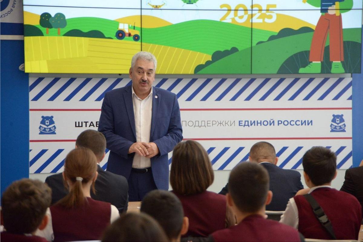 Леонид Черкесов: Штаб общественной поддержки в Чувашии стал настоящей точкой притяжения