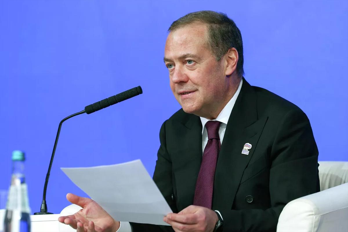 «90 миллиардов из вашего кармана»: Медведев жестко прошелся по новой сделке ЕС с Украиной