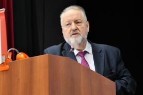 КПРФ предлагает обратить внимание на рост тарифов вместо борьбы с мессенджерами