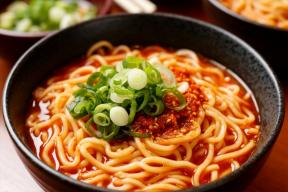 Корейский супный бум: Россия за квартал нарастила импорт лапши из Южной Кореи более чем вдвое