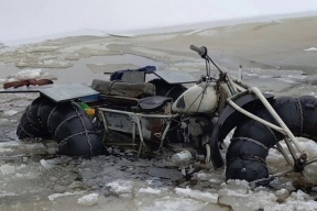 Рыбаки в Тверской области случайно провалились под лед на вездеходе