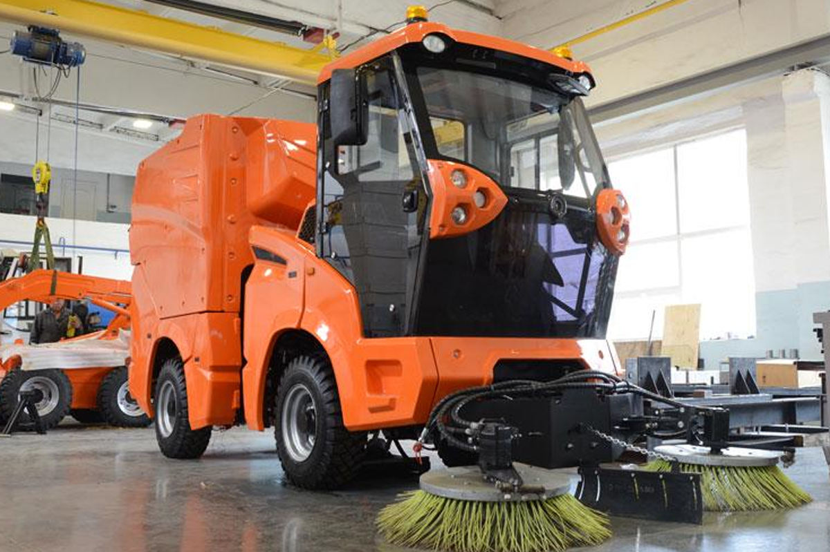 Губернатор Георгий Филимонов: В Вологодскую область из Москвы поступила партия коммунальной техники из 30 машин