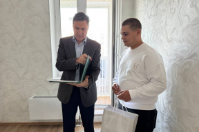 Еще один ребенок-сирота получил квартиру в Котельниках