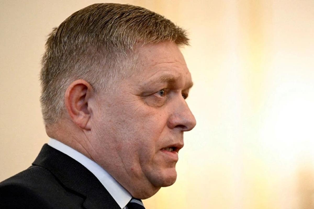 Тайное послание Зеленского Путину: что премьер Словакии повезет в Москву 9 мая