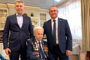 Председатель городской Думы Евгений Чинцов поздравил нижегородцев с Днем защитника Отечества