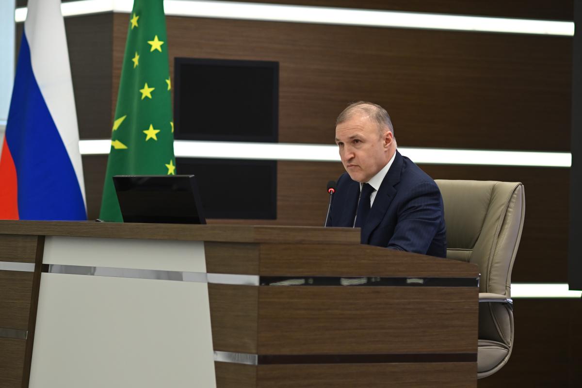 Мурат Кумпилов: В Адыгее будет расширен механизм инициативного бюджетирования за счет задействования молодежных проектов