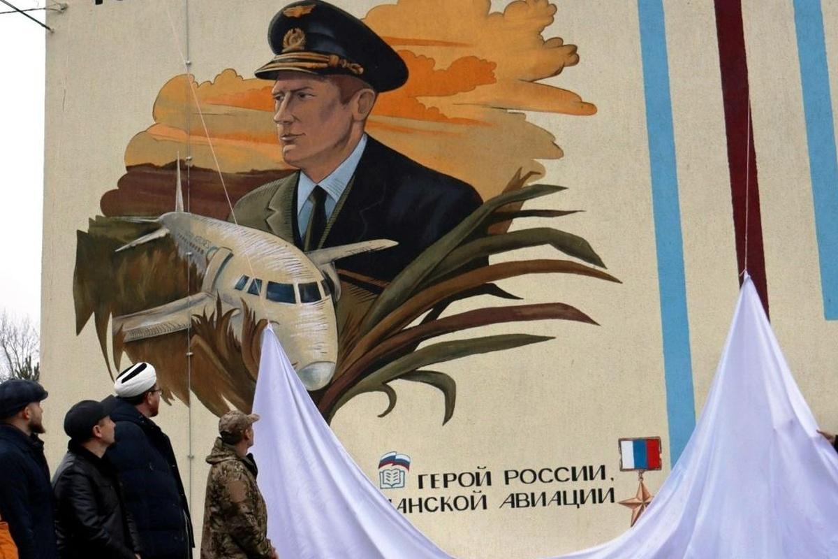 История спасения 200 жизней нашла отражение в мурале