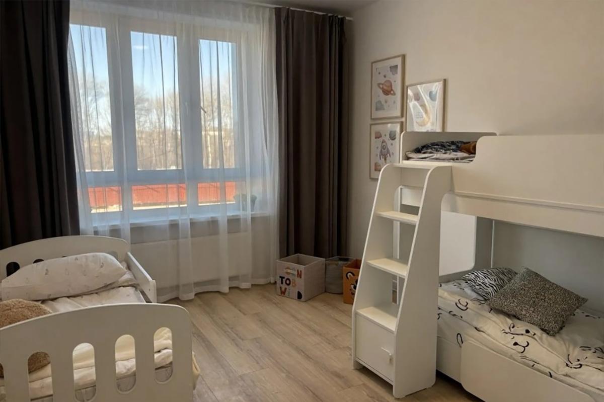 Все включено: в Хабаровском крае семьи с детьми заселяются в квартиры с мебелью за копейки