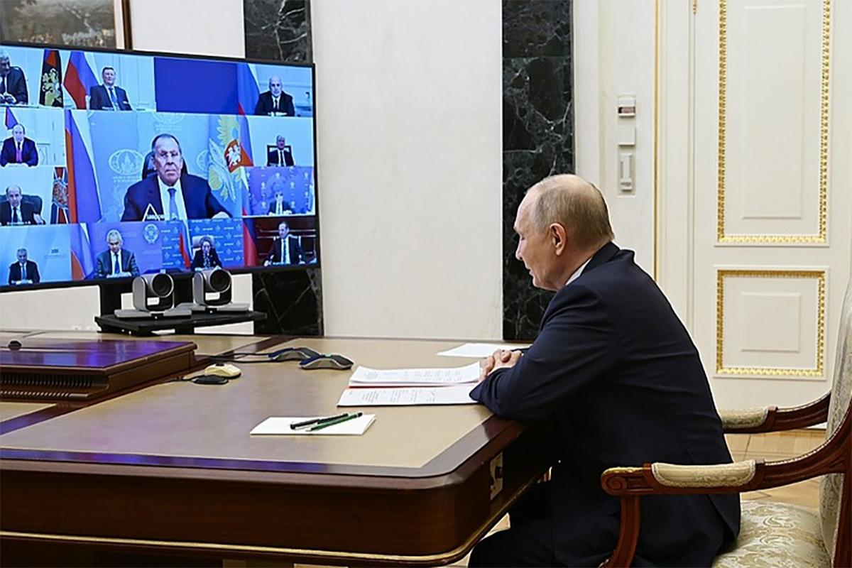 Путин рассказал о возможном применении замороженных в США российских активов