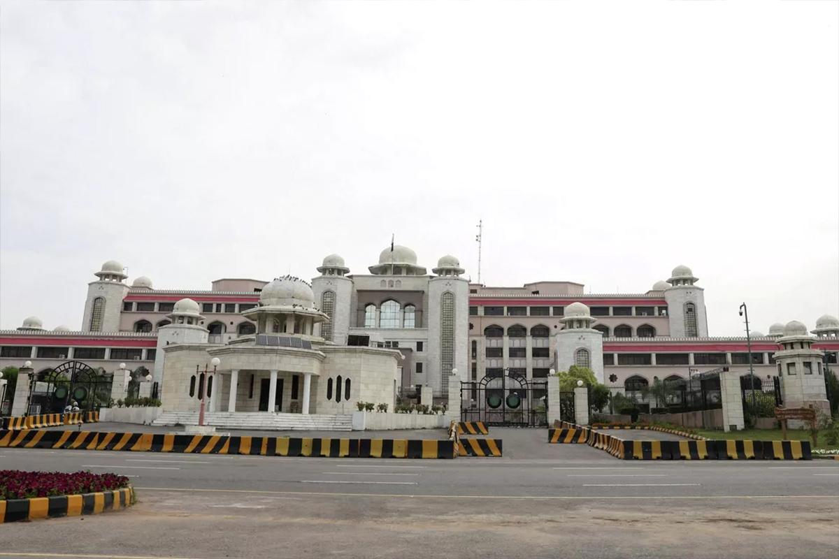 Переговоры Ирана и США зашли в тупик: новый раунд в Исламабаде из-за «необоснованных требований» Вашингтона