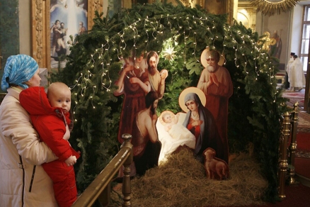 В РПЦ рассказали, можно ли православным праздновать Рождество вместе с католиками